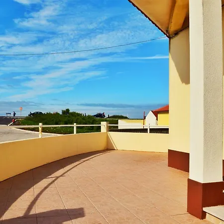Holiday home Western Wave Waterfront *